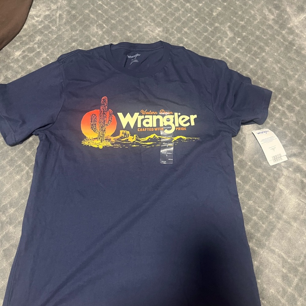 Wrangler Men's Dark Blue Desert Graphic Tee